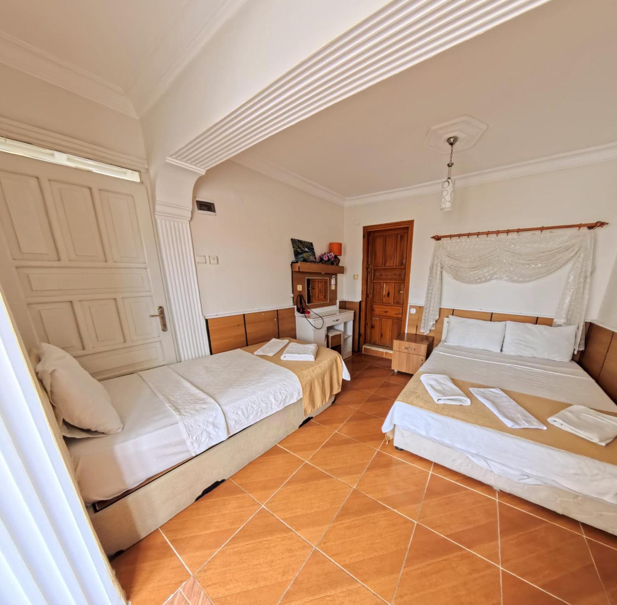Hotel Kervansaray 3*